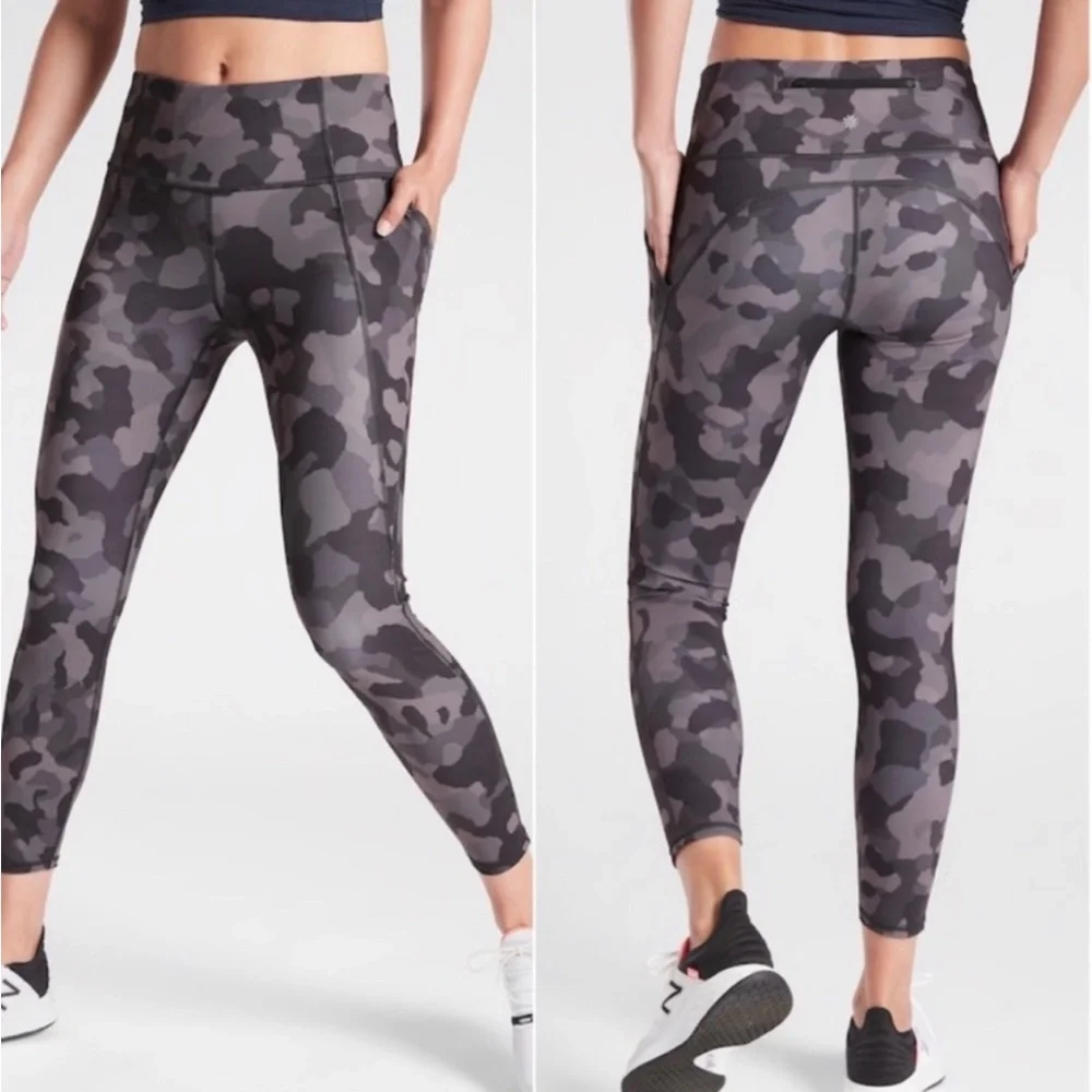 ATHLETA Lightning Camo 7/8 Tight Legging Size XS - Picture 13 of 16